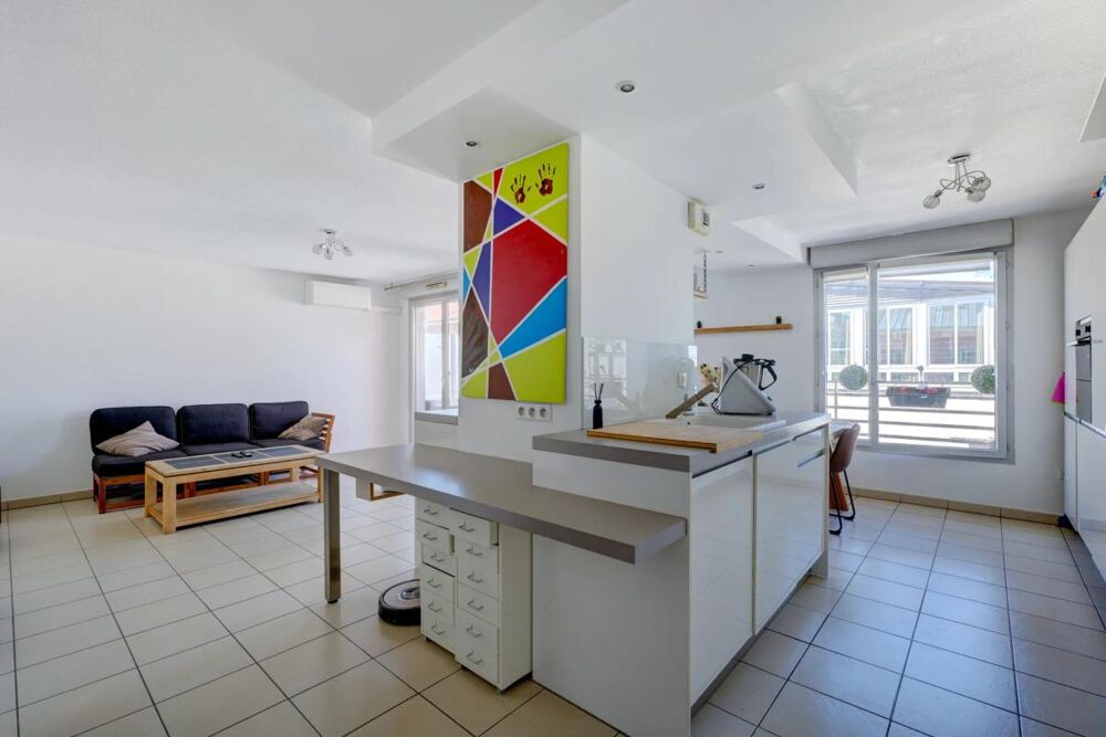 Oullins gare - Duplex 4 chambres - Terrasses - 2 stationnements - Calme