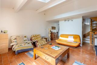  Propriété/château à vendre 4 pièces 85 m²