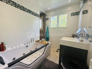  Maison  vendre 5 pices 146 m