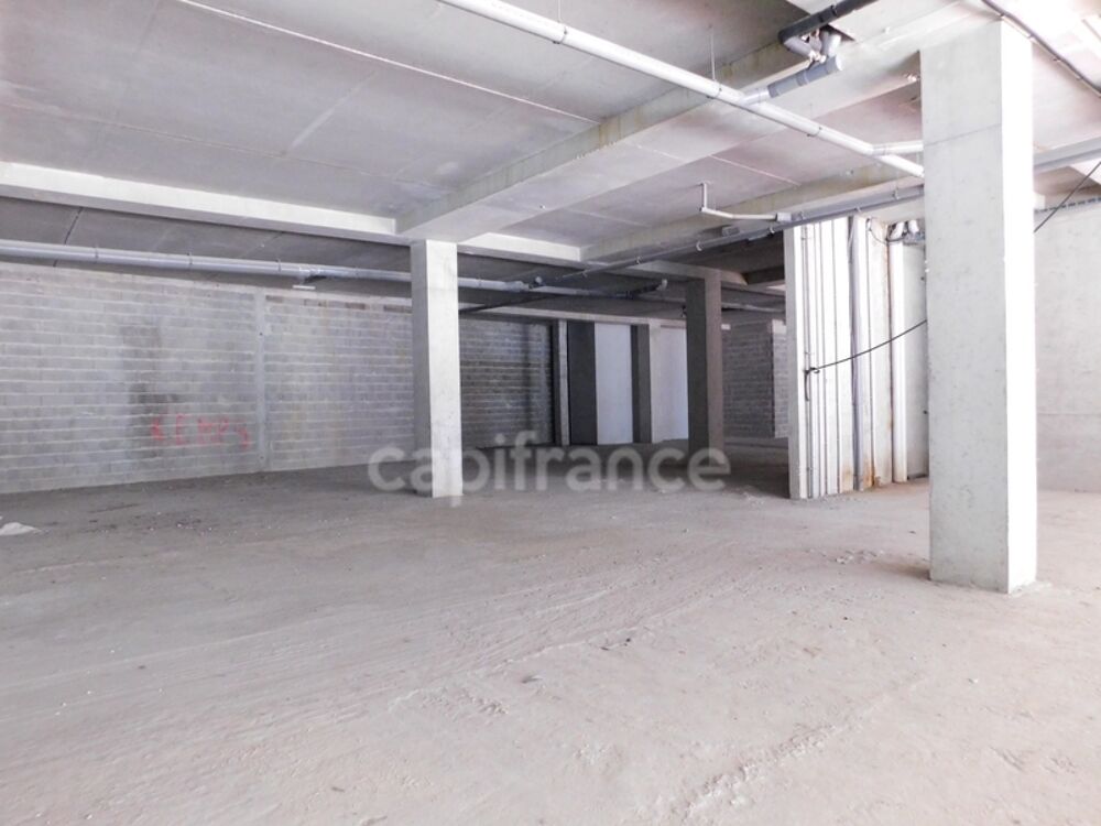   Dpt Meurthe et Moselle (54), à louer NANCY Local commercial 2 000 m² 