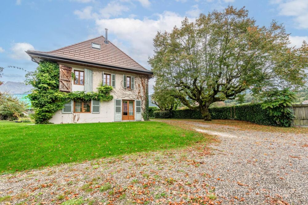 à vendre  Propriété/château Saint-Jorioz (74410)