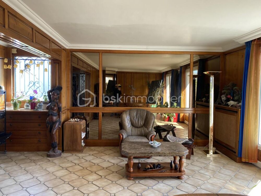à vendre  Propriété/château Courcouronnes (91080)