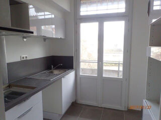  Immeuble � vendre 10 pi�ces 212 m�