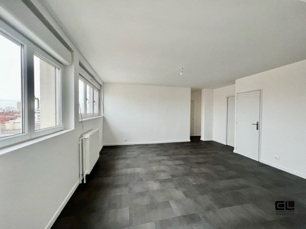 Vente Appartement GRATTE CIEL T4 PROCHE METRO Villeurbanne