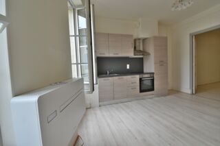  Appartement à louer 3 pièces 47 m²