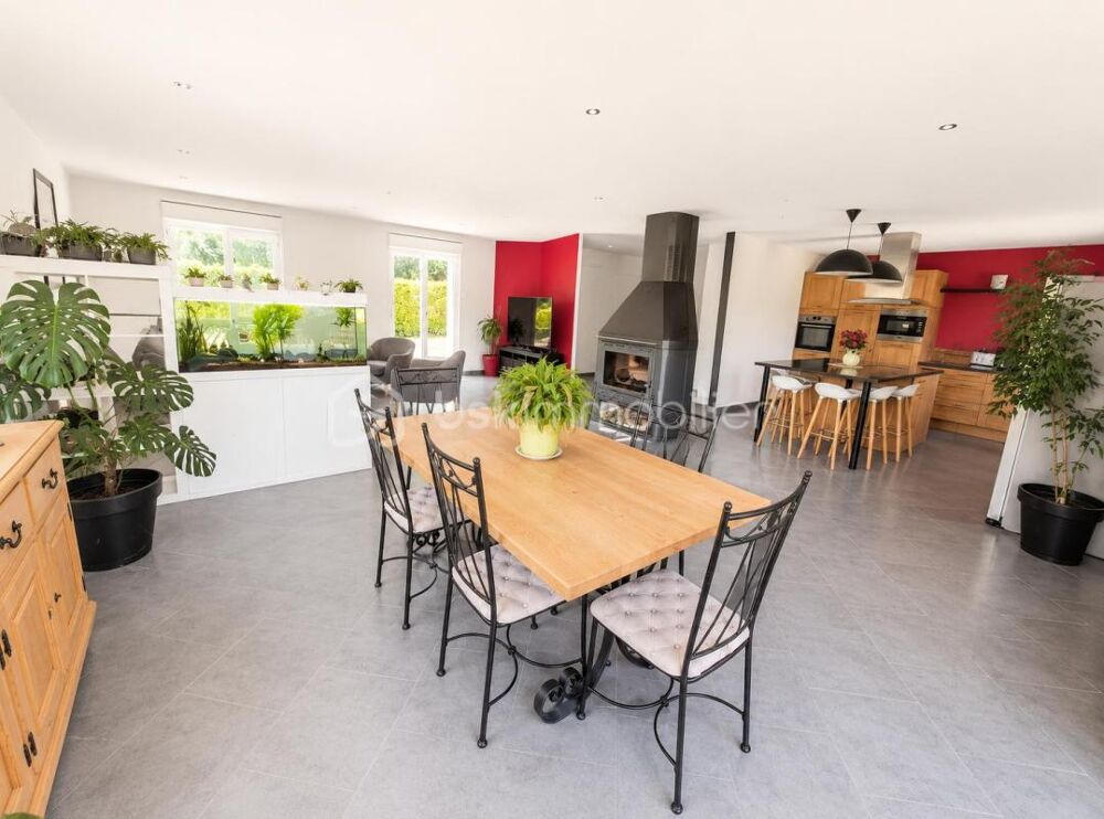 Vente Maison ? Coup de cœur assuré – Maison familiale sur sous-sol complet, piscine et grand jardin Livry louvercy