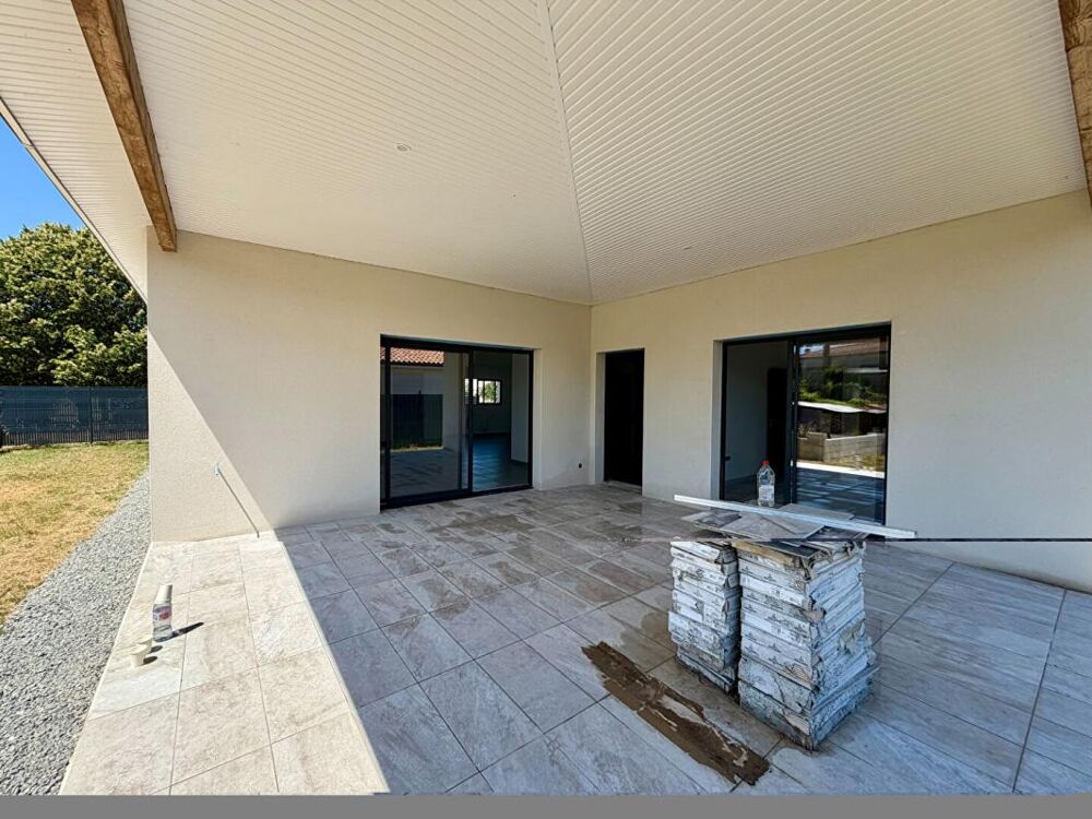Maison Cognac T6 plein pied garage