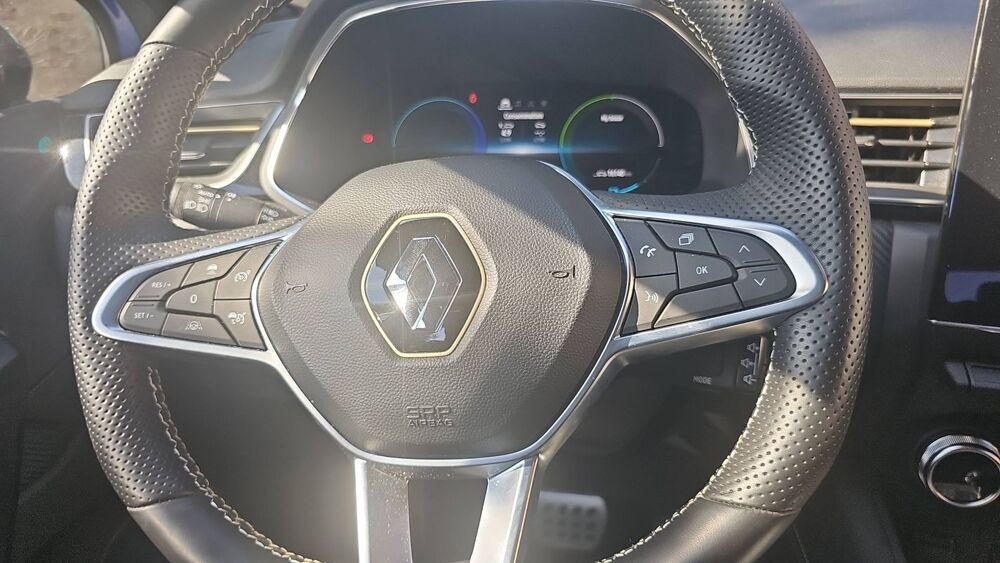 Captur 1.6 E-Tech Full Hybrid 160 BVA6 Engineered - Automatique 2024 occasion 85500 Les Herbiers