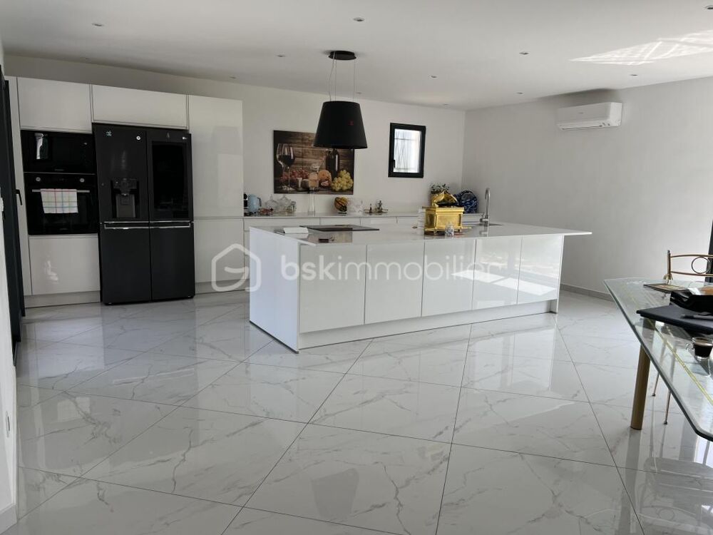 � vendre  Villa Saint-Mitre-les-Remparts (13920)