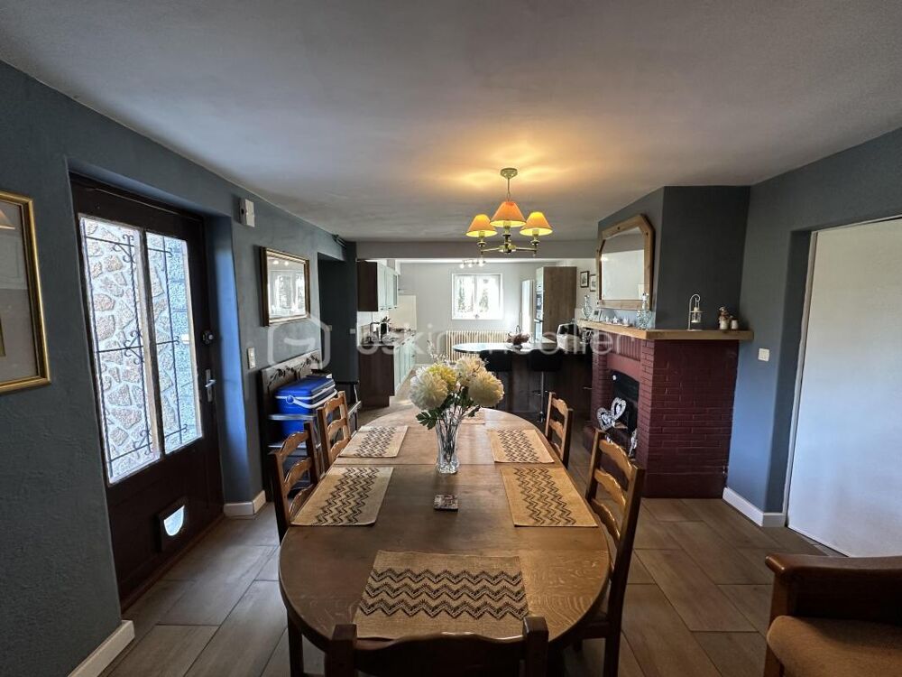 Grande maison familiale 235 m² avec terrain 7 180 m²