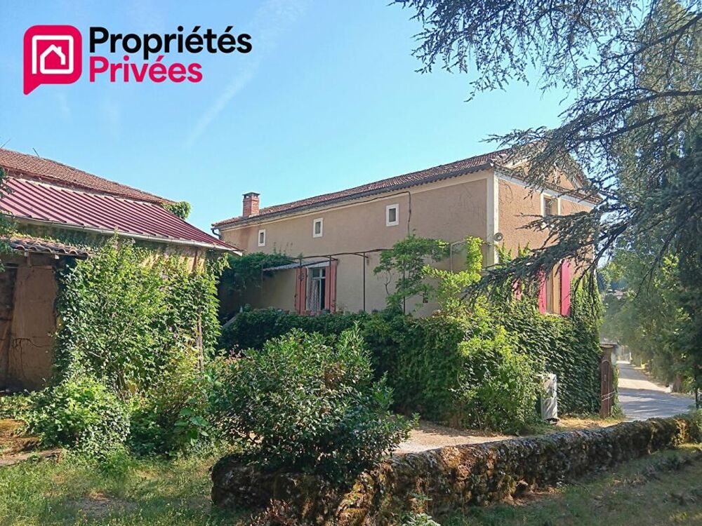 Cahors 46090, maison de village avec grand jardin et jolie grange