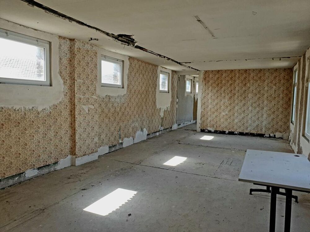 Vente Maison Maison Denain 3 pièce(s) 736 m2 Denain