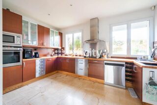  Maison à vendre 6 pièces 173 m²