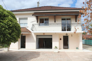 Vente Maison Maison à vendre 6 pièces PERONNAS (01) Peronnas
