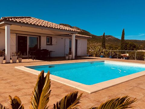   Maison Sainte Lucie De Porto Vecchio 269 m2 Maison - 6 pièce(s) - 270 m²
