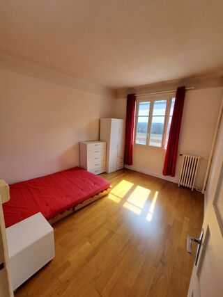  Appartement à louer 2 pièces 35 m²