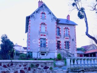  Propri�t�/ch�teau � vendre 15 + pi�ces 237 m�