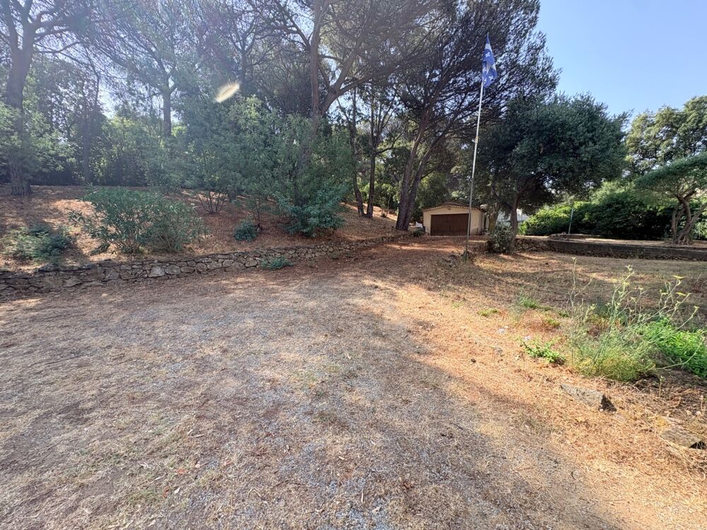 Vente Terrain Terrain à vendre de 1 540,00 m² SAINTE MAXIME (83) Sainte maxime