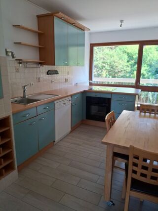  Appartement à louer 3 pièces 72 m²