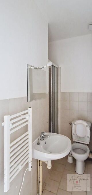  Appartement à louer 2 pièces 31 m²