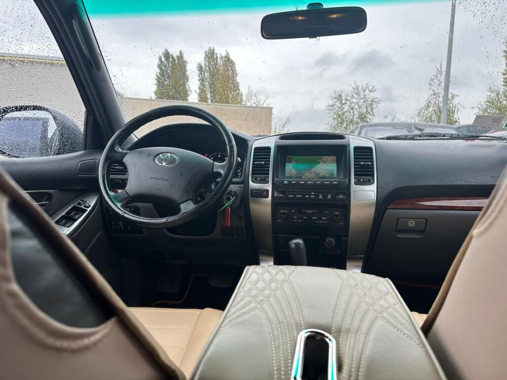 Land Cruiser (KDJ120) 163 D-4D VXE BVA 5P 2003 occasion 78240 Chambourcy