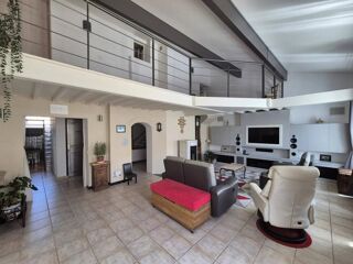  Maison  vendre 7 pices 290 m