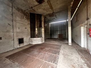  Remise / Grange � vendre 4 pi�ces 495 m�