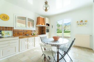  Propriété/château à vendre 6 pièces 250 m²