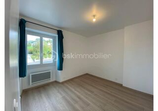  Immeuble à vendre 11 pièces 256 m²