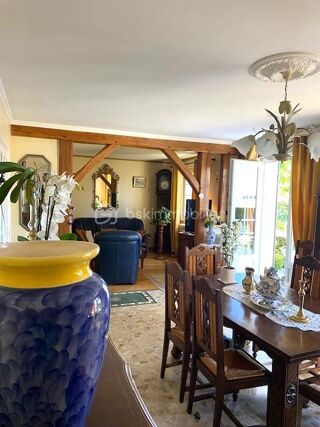  Maison  vendre 6 pices 141 m