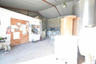  Immeuble à vendre 6 pièces 