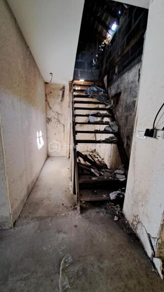  Maison à vendre 3 pièces 212 m²