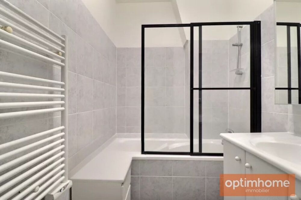 Vente Appartement Rare à Batignolles - Charme de l'ancien - ascenseur et cave dans un immeuble de caractère Paris 17