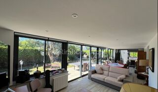  Maison  vendre 10 pices 200 m