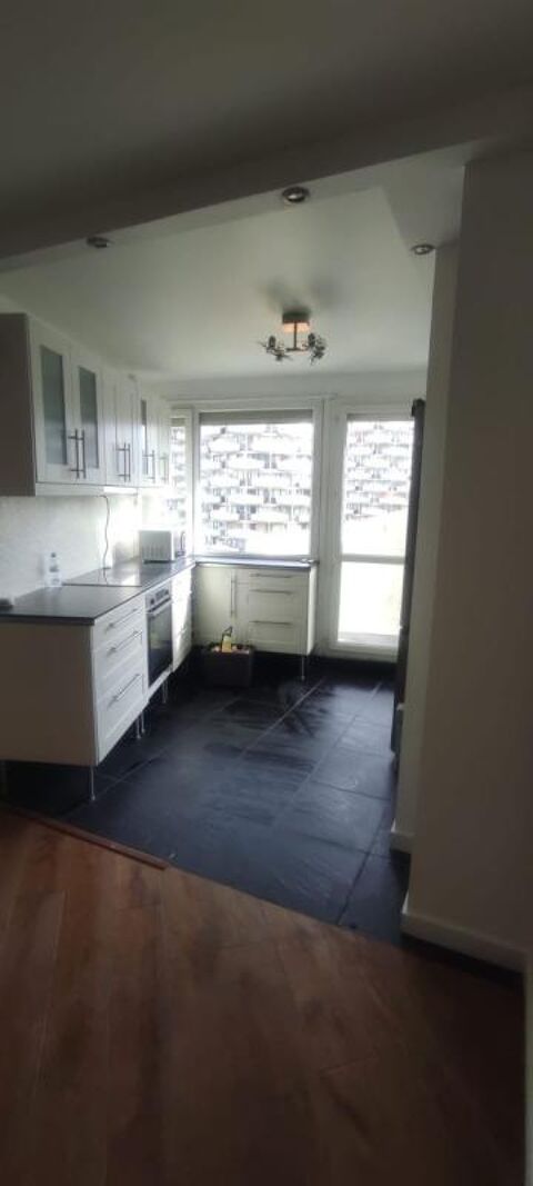  Appartement � louer 1 pi�ce 73 m�