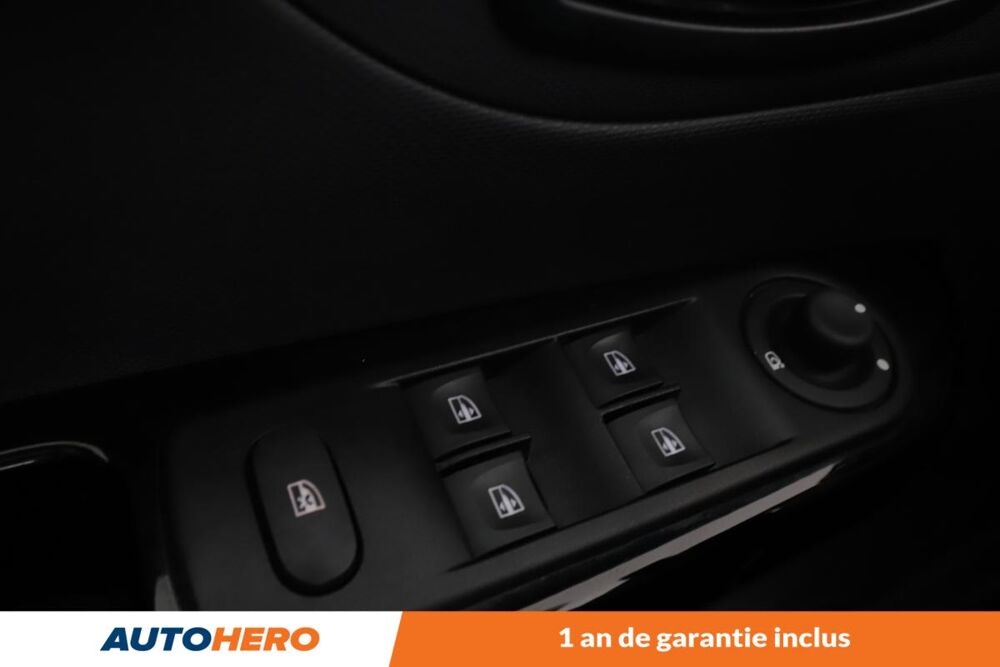 Captur 1.2 TCe Energy Intens EDC 120 ch 2015 occasion 92130 Issy-les-Moulineaux