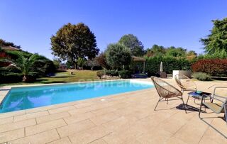  Villa � vendre 7 pi�ces 222 m�