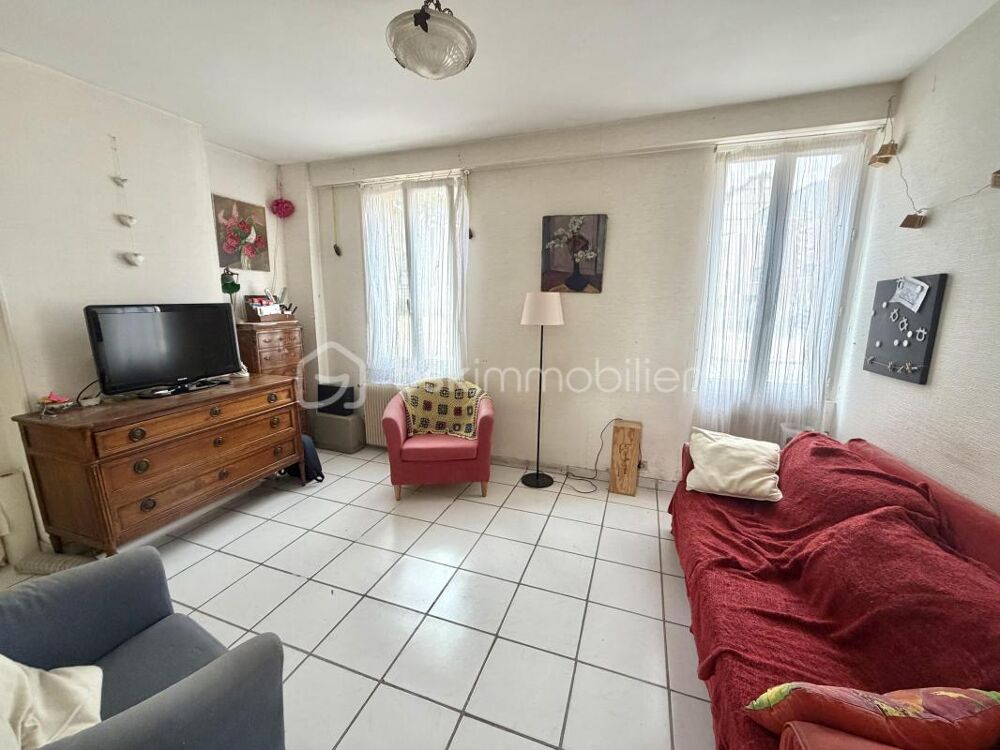 Sotteville-lès-Rouen 76300 - Place Voltaire - Maison 5 pièces, beau jardin et cave !
