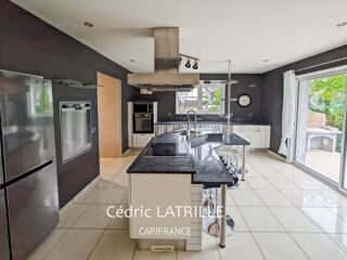  Maison à vendre 6 pièces 196 m²