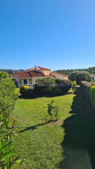  Villa à vendre 6 pièces 155 m²