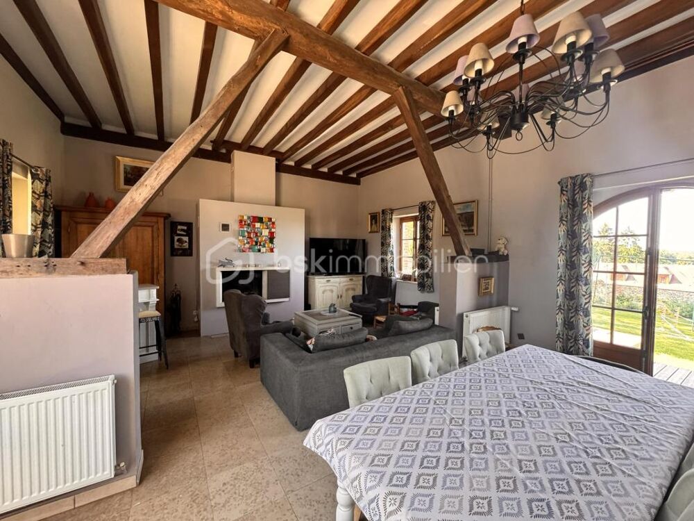 Vente Propriété/Château Propriété familiale de 265 m2 avec dépendances - 12 pièces - 9 chambres Montreuil sur therain