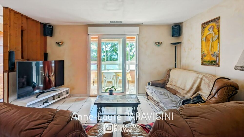 Vente Maison Pennautier : maison 4 chambres avec véranda, garage  et vue sur les Pyrénées Pennautier