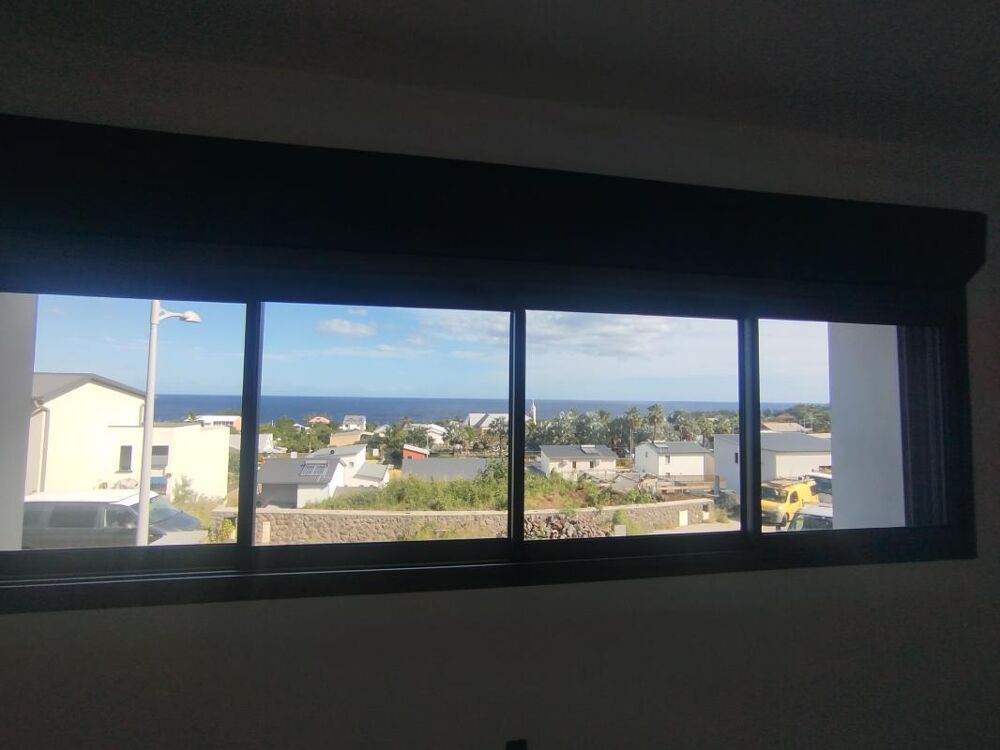 Location Villa Grand Bois - Villa neuve de type F6/7 défiscalisée de 173.87m²(SH) sur 3 niveaux avec piscine Saint pierre