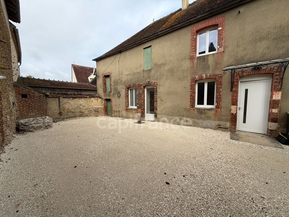 Vente Maison Maison ancienne à vendre 4 pièces CARISEY (89) de 100,2 m2 2 chambres cour petite dépendance atelier Carisey