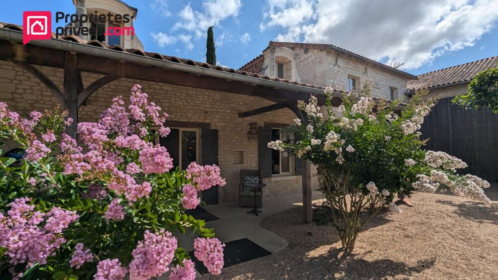 Vente Propriété/Château Proche CHINON -  Propriété de 236M2 Vezieres