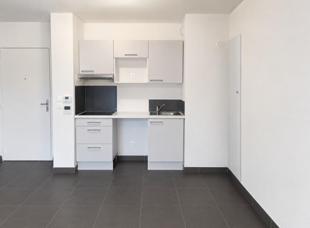 Location Appartement T2 avec balcon et garage à ALBIGNY SUR SAONE Albigny sur saone