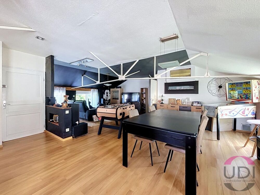 Vente Maison Hyper-centre-ville – Maison de style loft avec piscine intérieure - Montluçon Montlucon