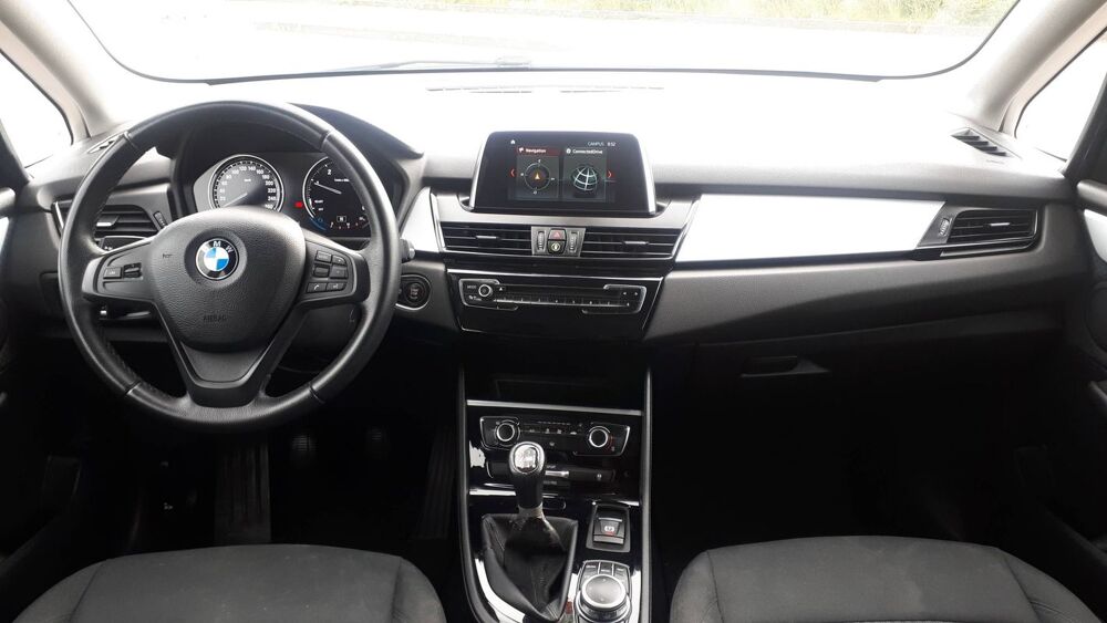 Serie 2 (F45) 216d 116 Premiere 2018 occasion 59170 Croix