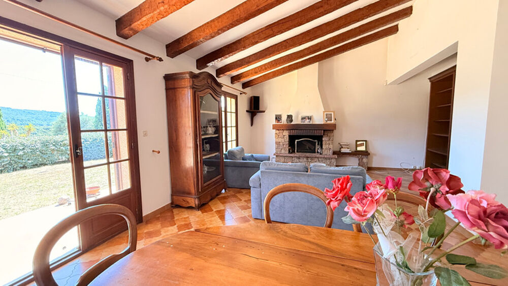ECCICA-SUARELLA (Corse) : Maison T4, caseddu en pierre, garage, terrain piscinable, vue dégagée