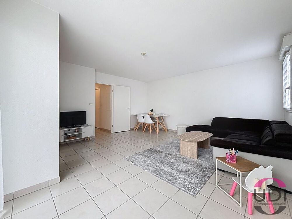 Montluçon - T3 loué avec terrasse, double parking  Résidence récente